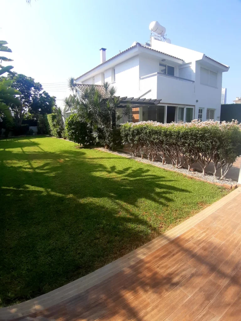 4 Bedroom House for Rent in Potamos Germasogeias, Limassol District