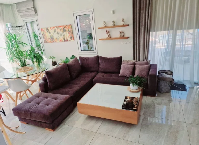 5 Bedroom House for Sale in Limassol – Agios Athanasios