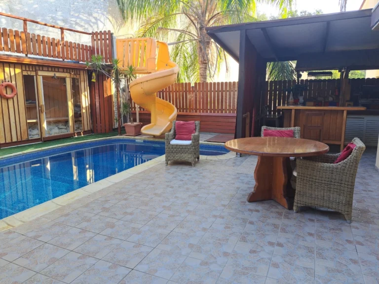 4 Bedroom House for Sale in Limassol – Agia Fyla