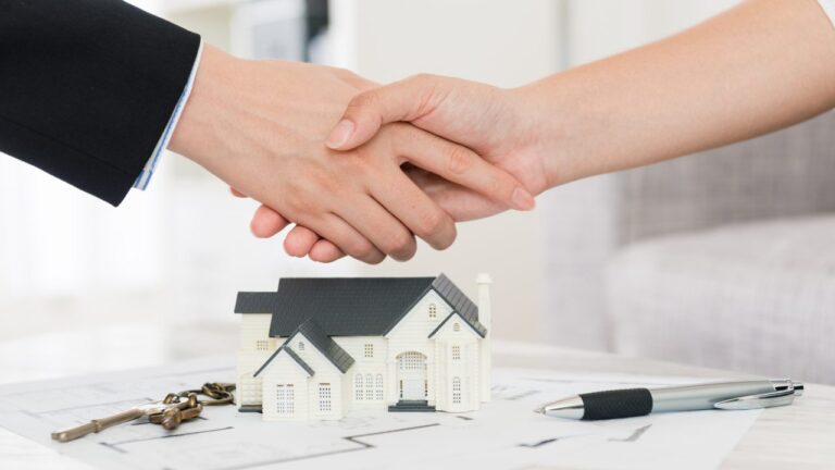 Exploring Careers in Cyprus Real Estate: Agents, Lawyers, and Appraisers