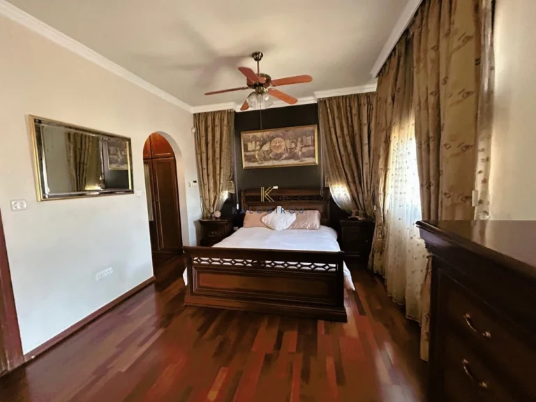 5 Bedroom House for Sale in Aradippou, Larnaca District
