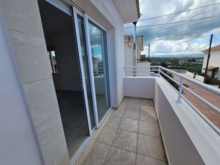 2 Bedroom House for Sale in Argaka, Paphos District
