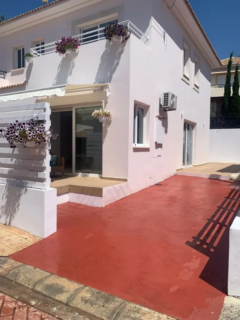2 Bedroom House for Sale in Argaka, Paphos District