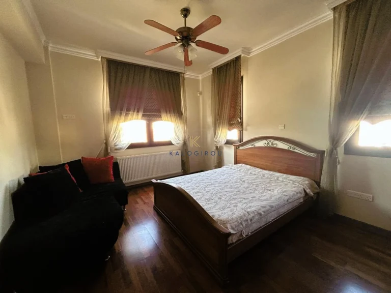 5 Bedroom House for Sale in Aradippou, Larnaca District