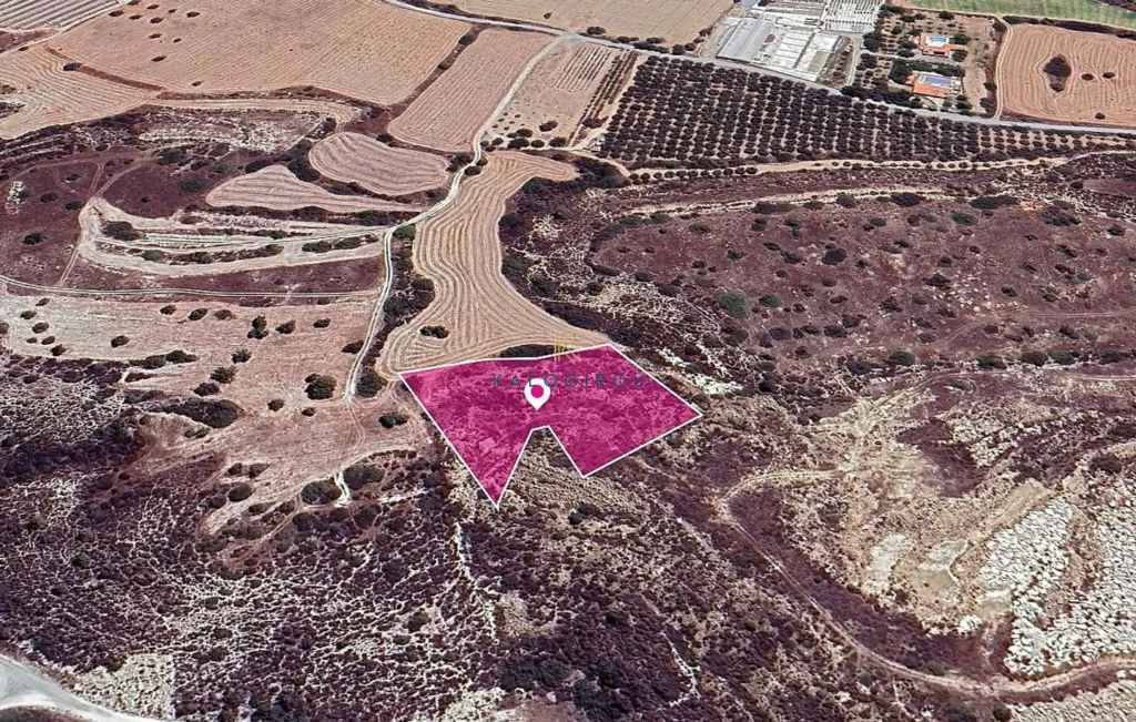 4,348m² Plot for Sale in Tochni, Larnaca District