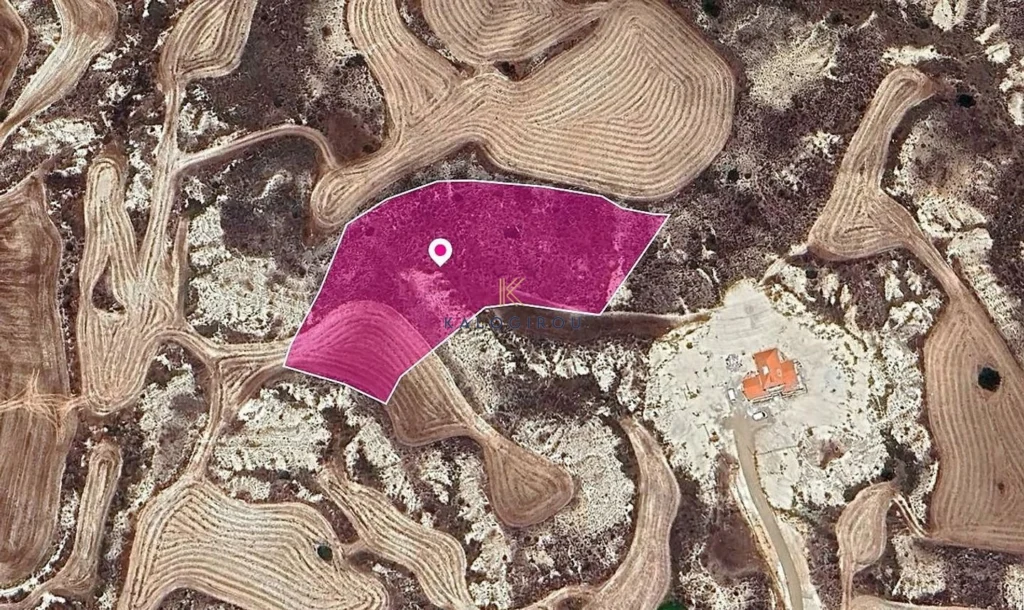 9,633m² Plot for Sale in Agia Varvara Lefkosias, Nicosia District
