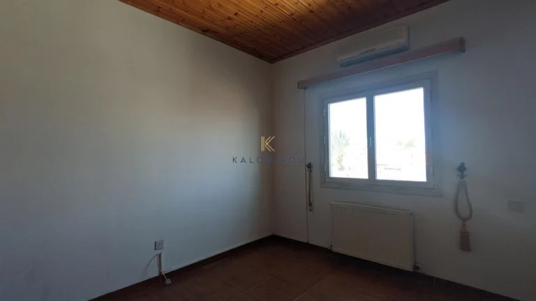 Cheap Houses and Villas for Sale Nicosia up to 400000 euro