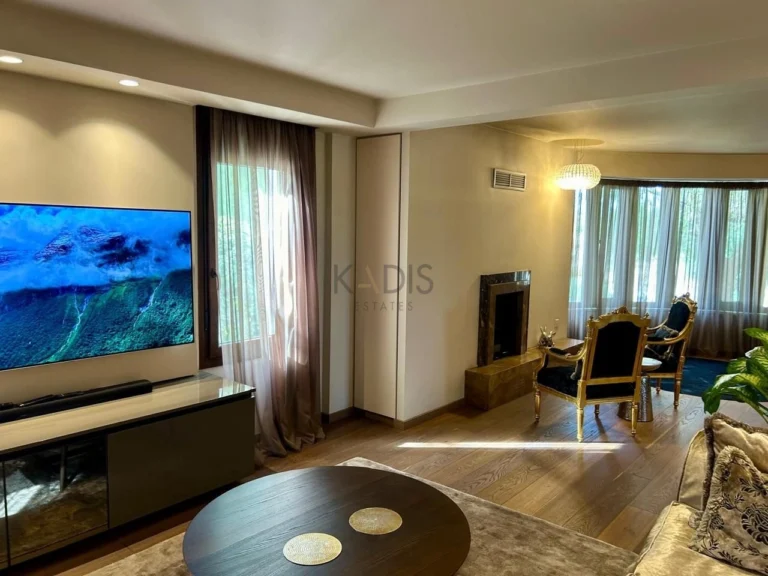5 Bedroom House for Sale in Aradippou, Larnaca District