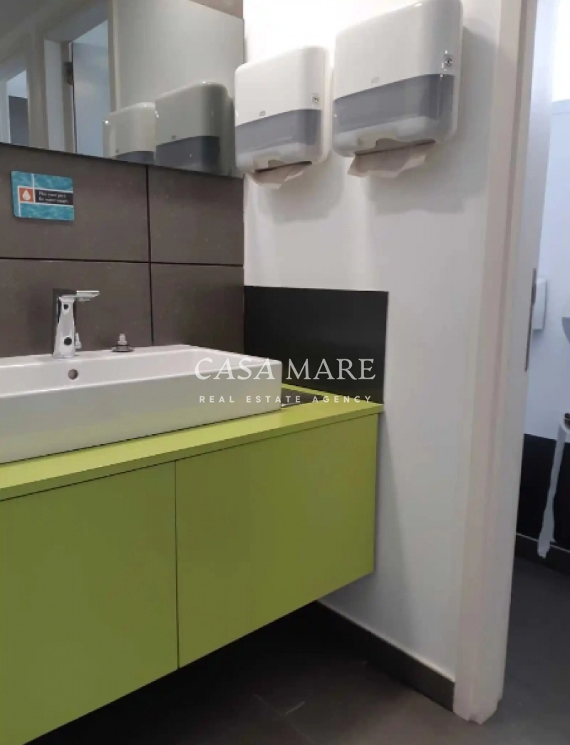 200m² Office for Rent in Nicosia