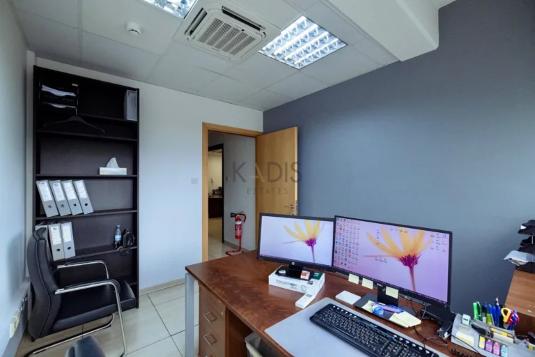 800m² Building for Rent in Limassol District