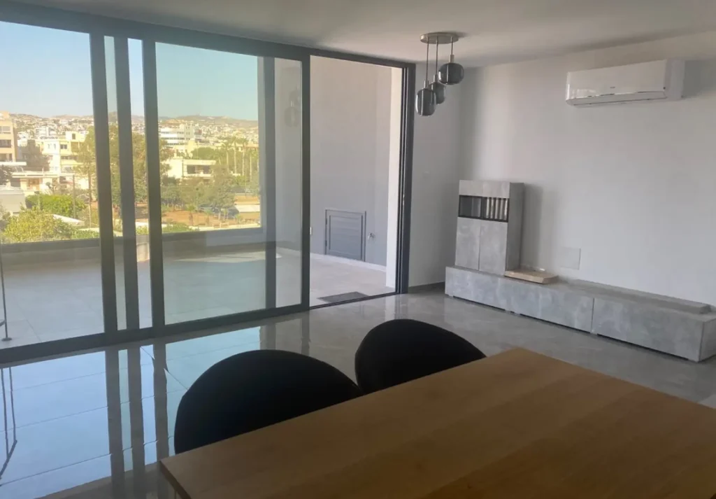 2 Bedroom Apartment for Rent in Limassol – Petrou kai Pavlou