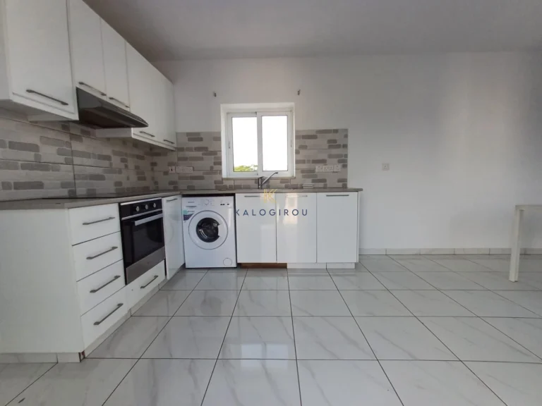 120m² Building for Rent in Livadia Larnakas, Larnaca District