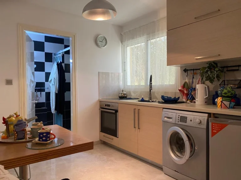 5 Bedroom House for Sale in Parekklisia, Limassol District