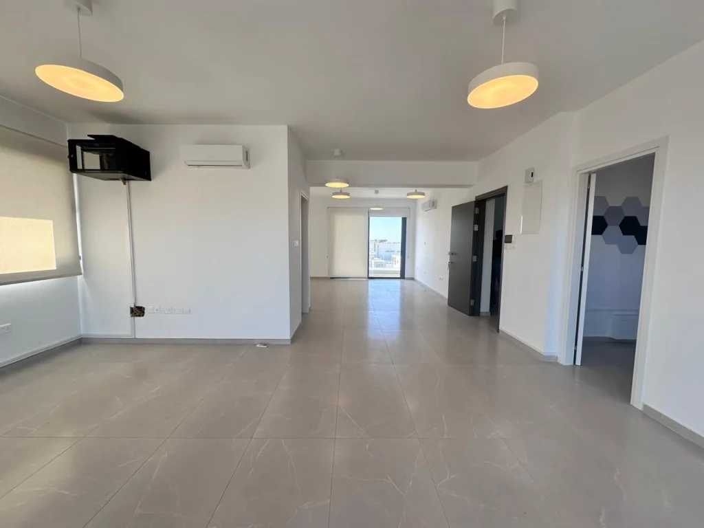 120m² Office for Rent in Paphos