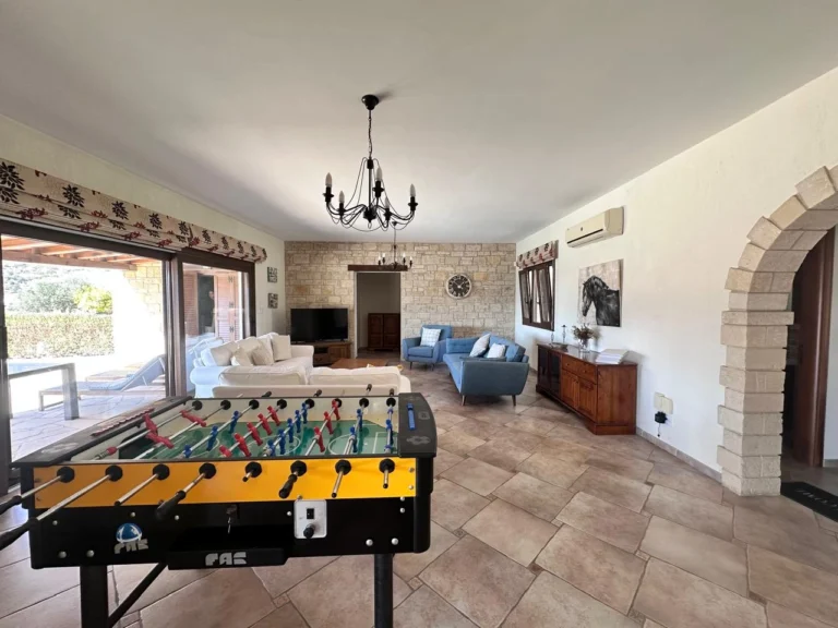 4 Bedroom House for Rent in Paphos