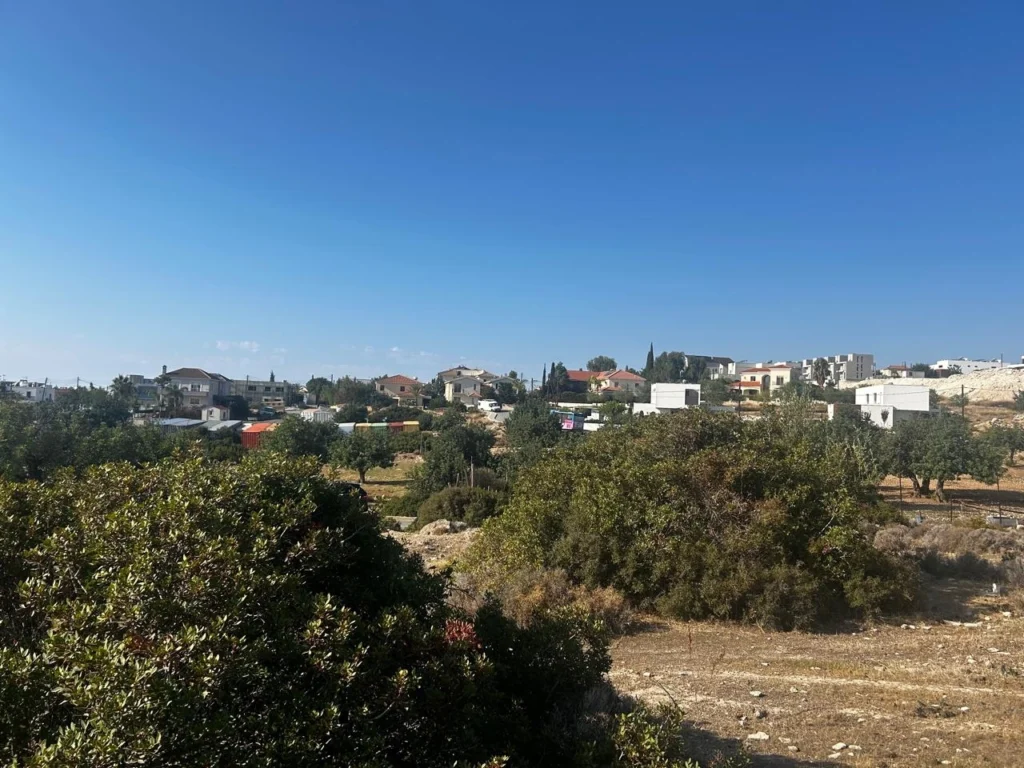 6,522m² Plot for Sale in Ypsonas, Limassol District