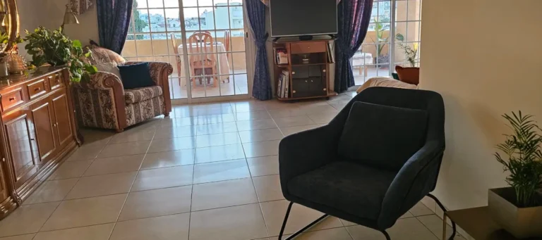 3 Bedroom Apartment for Rent in Larnaca – Finikoudes