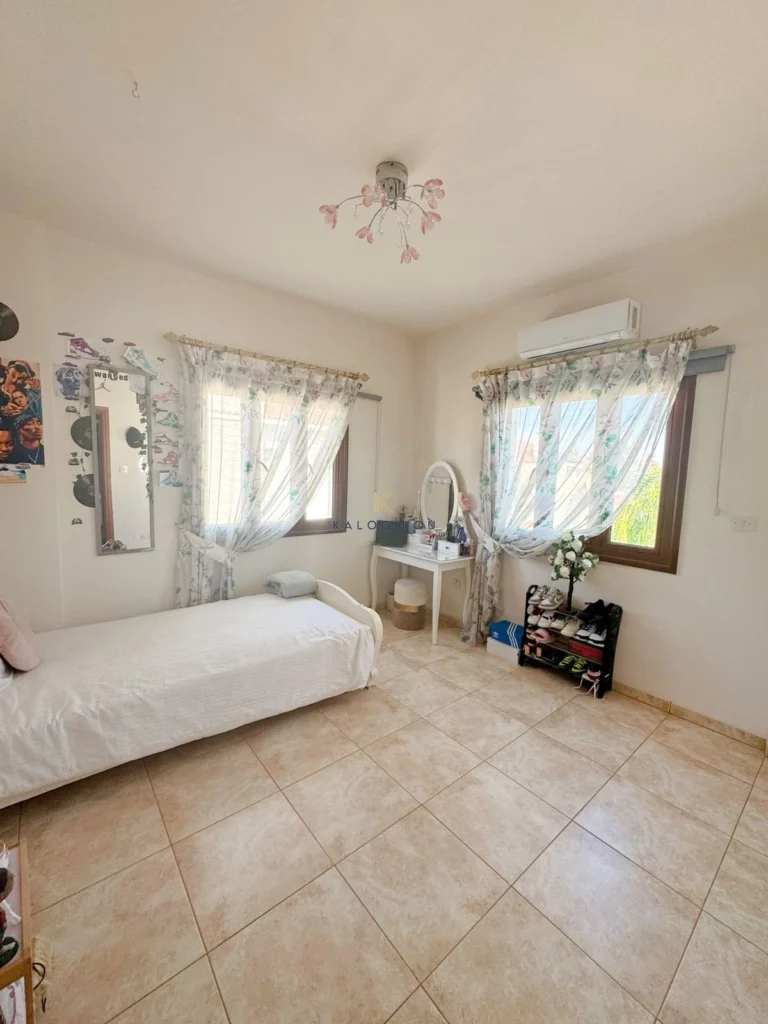 3 Bedroom House for Sale in Avgorou, Famagusta District