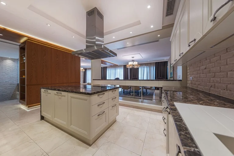 4 Bedroom Apartment for Sale in Germasogeia, Limassol District