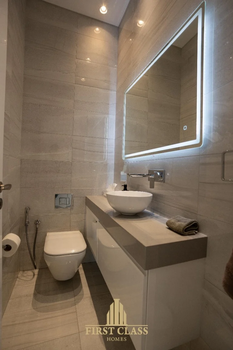 5 Bedroom House for Sale in Kissonerga, Paphos District