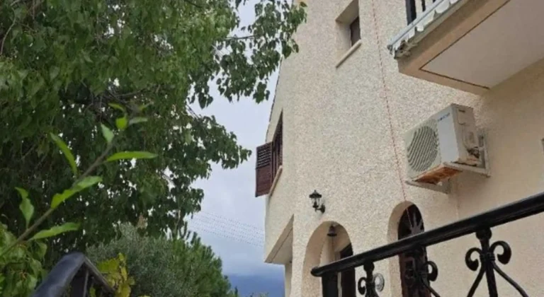 Cheap Houses and Villas for Sale Paphos up to 300000 euro