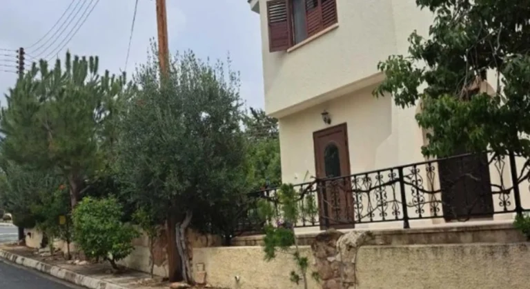 Cheap Houses and Villas for Sale Paphos up to 300000 euro