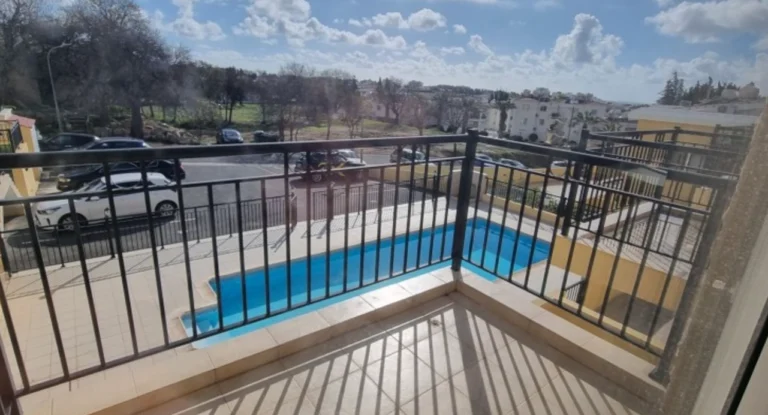 2 Bedroom House for Sale in Paphos – Universal