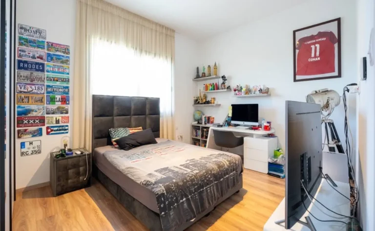 5 Bedroom House for Sale in Potamos Germasogeias, Limassol District