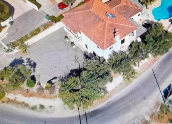 604m² Plot for Sale in Agios Tychonas, Limassol District
