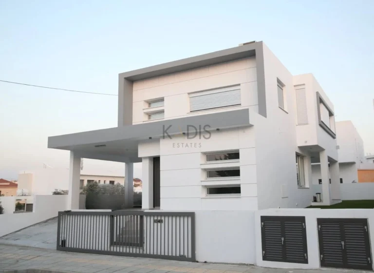 Cheap Houses and Villas for Sale Nicosia up to 300000 euro