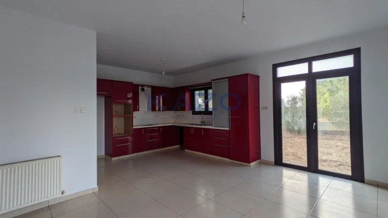 4 Bedroom House for Sale in Episkopeio, Nicosia District