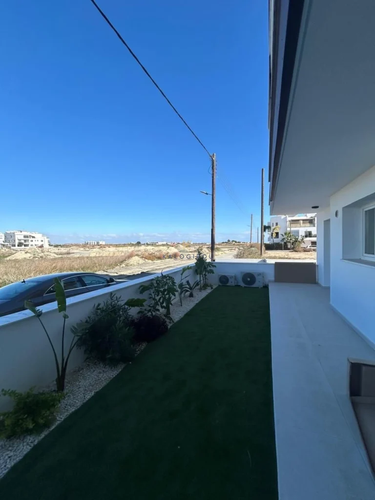 2 Bedroom Apartment for Sale in Livadia Larnakas, Larnaca District