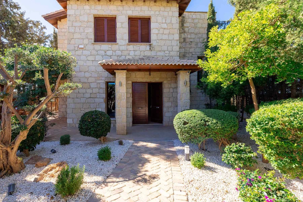 5 Bedroom House for Sale in Paphos District
