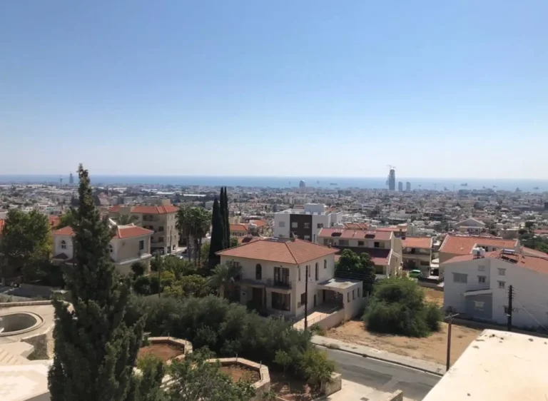2 Bedroom Apartment for Rent in Limassol – Mesa Geitonia