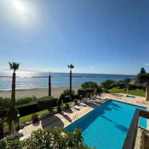 Квартира с 3 спальнями в аренду в районе Лимассола