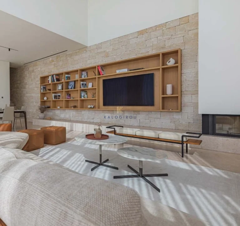 4 Bedroom House for Sale in Oroklini, Larnaca District