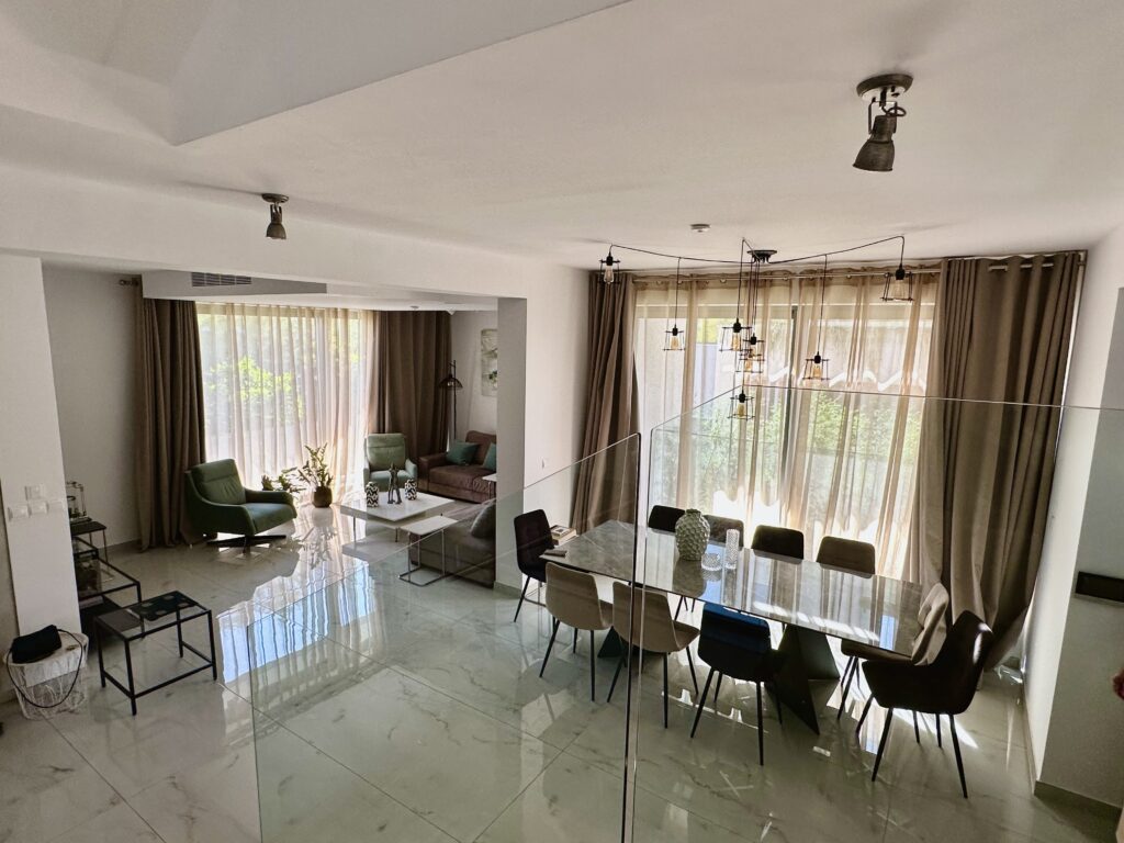 6+ Bedroom House for Sale in Germasogeia, Limassol District