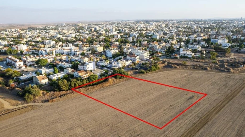 5,017m² Plot for Sale in Nicosia – Kaimakli