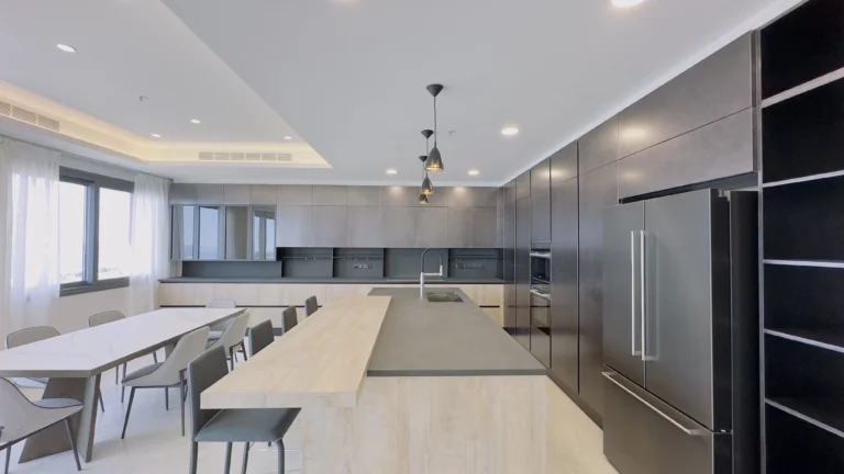 5 Bedroom Apartment for Rent in Mouttagiaka Tourist Area, Limassol District