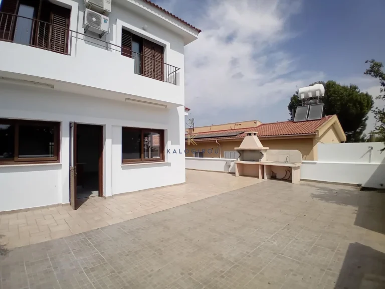 4 Bedroom House for Sale in Strovolos, Nicosia District