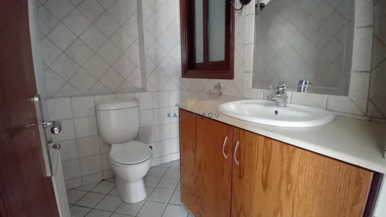 4 Bedroom House for Sale in Strovolos, Nicosia District