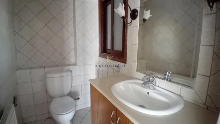 4 Bedroom House for Sale in Strovolos, Nicosia District