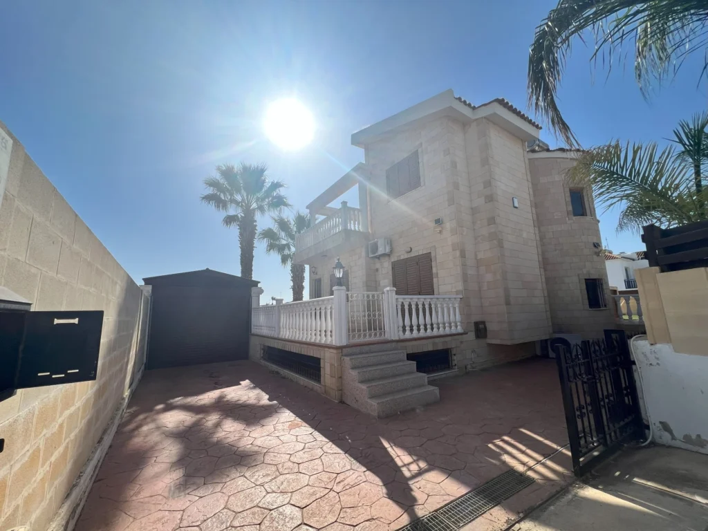 3 Bedroom House for Sale in Agia Thekla, Famagusta District