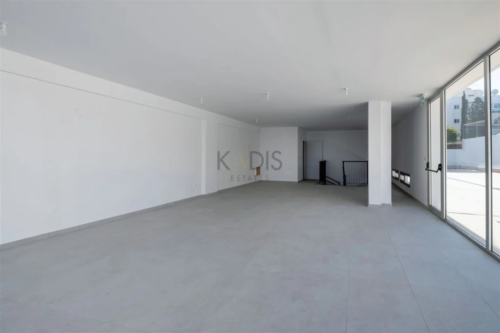 85m² Commercial for Rent in Strovolos, Nicosia District