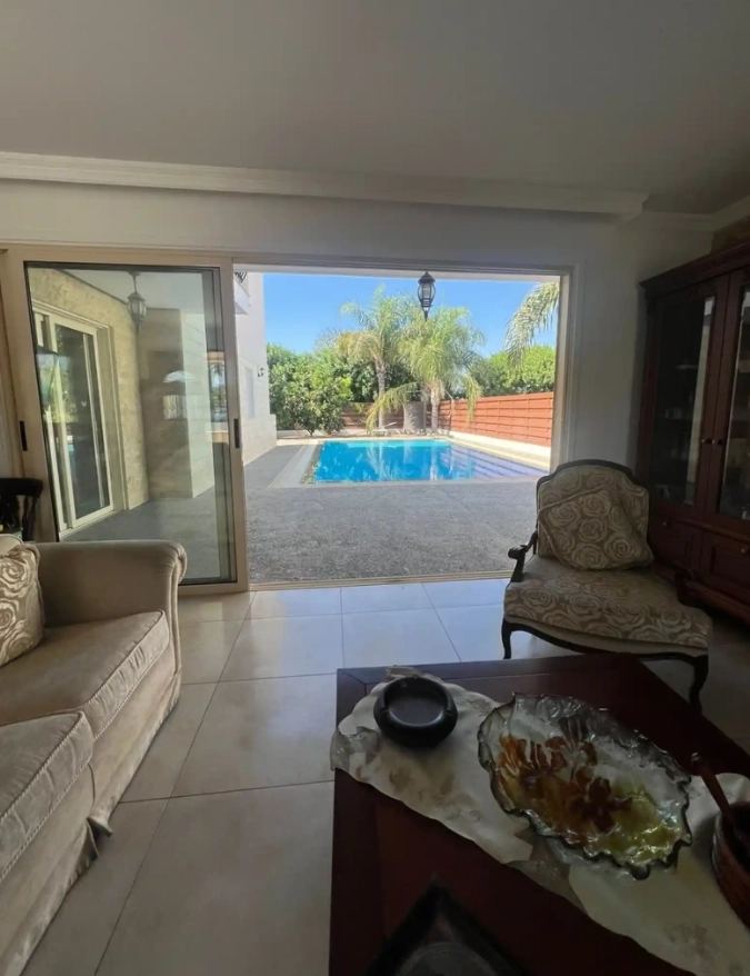 Cheap Houses and Villas for Sale Nicosia up to 600000 euro