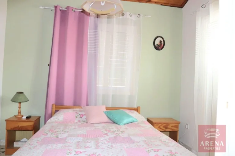 2 Bedroom House for Sale in Pervolia Larnacas