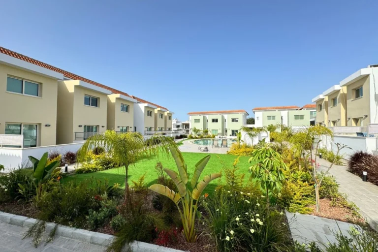 2 Bedroom House for Sale in Erimi, Limassol District