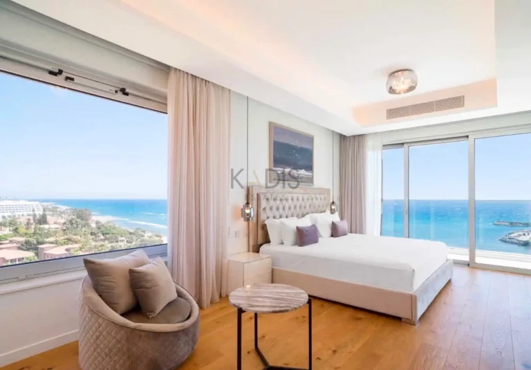 Квартира с 2 спальнями в аренду в Парекклисии, район Лимассола