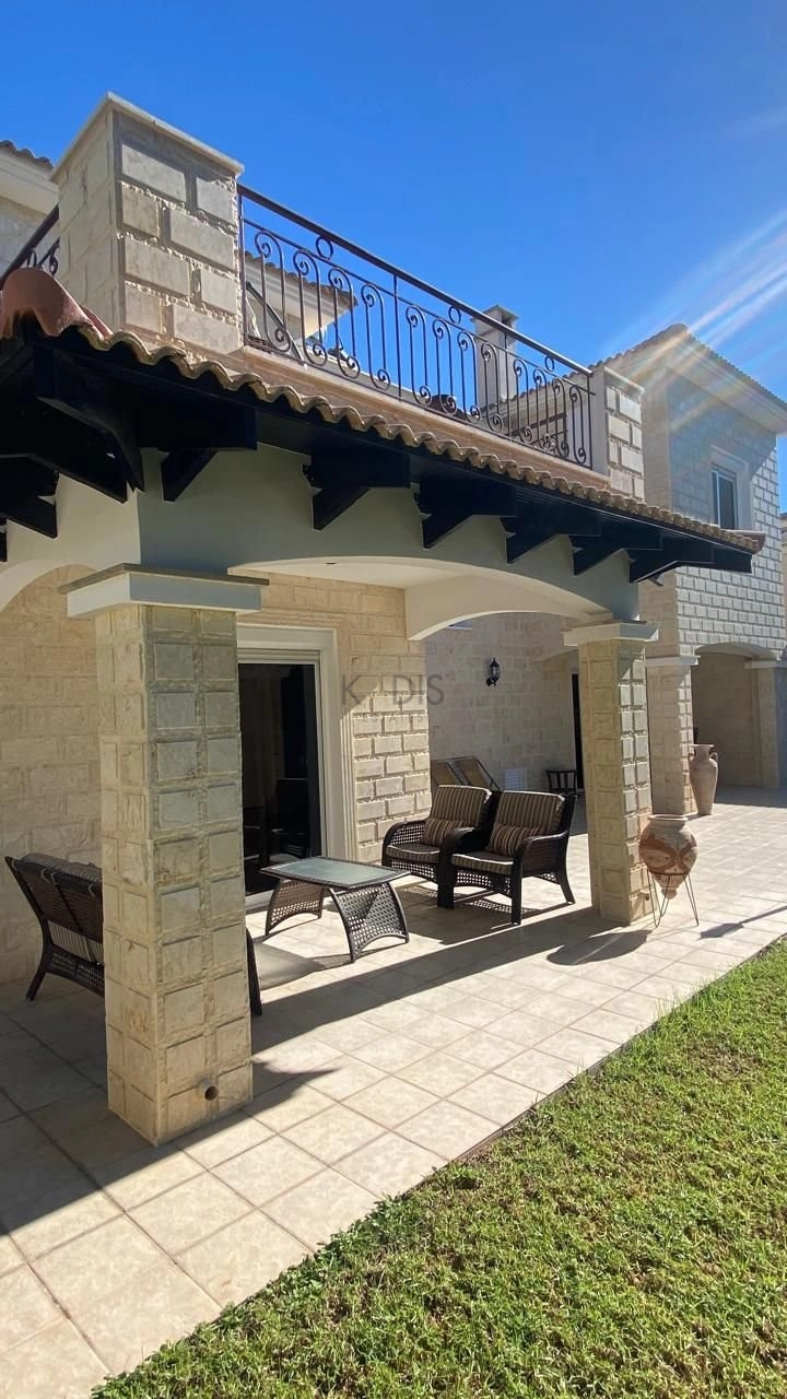 3 Bedroom House for Sale in Agios Tychonas, Limassol District
