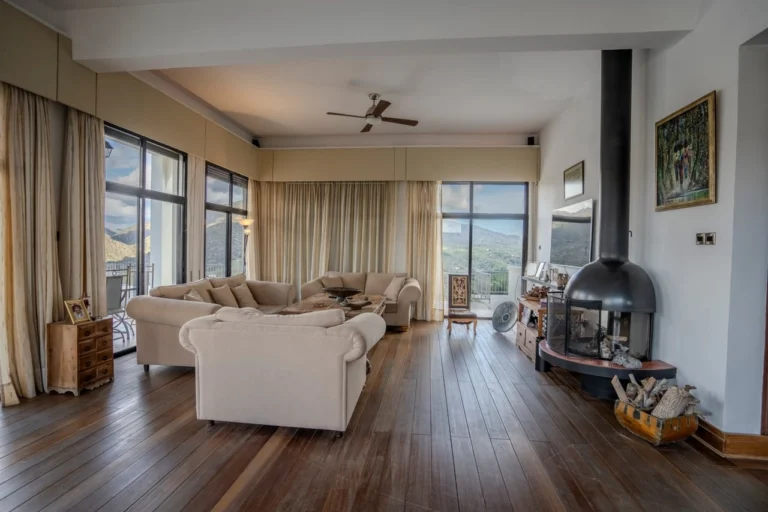 6+ Bedroom House for Sale in Foinikaria, Limassol District